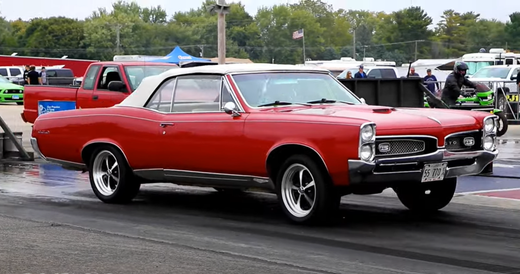 Classics Vs. Modern Muscle: 1967 Pontiac GTO 400ci 325HP Takes on the Drag  Strip