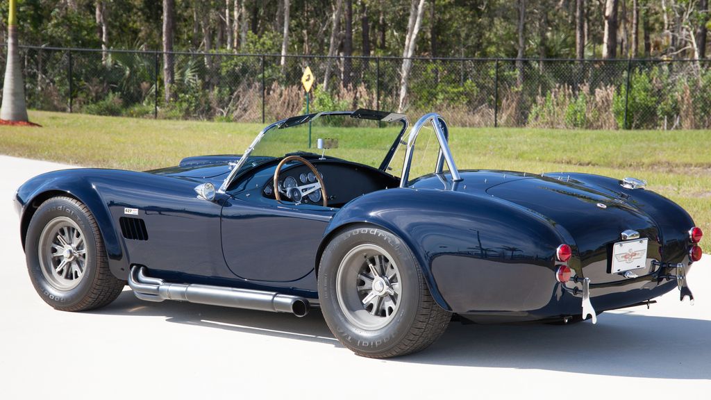 10 Things Every Gearhead Should Know About The Shelby Cobra 427 – I ...